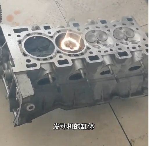 脈沖式清洗機(jī)主要清洗什么工件